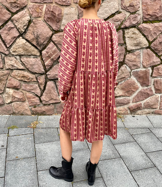 Robe violette MAO