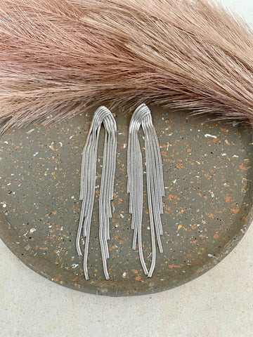 Boucles d'oreilles argentées pendantes