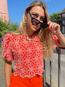 Top rouge brodé MILOU