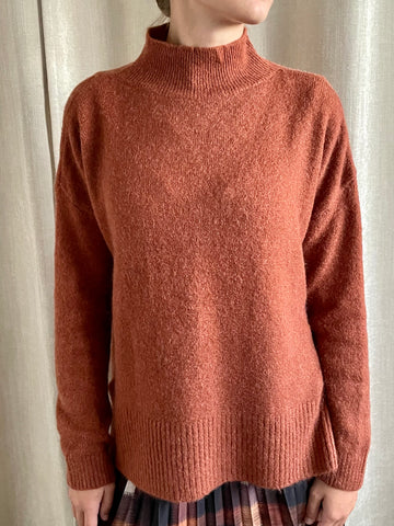 Pull couleur chocolat avec col CILIA