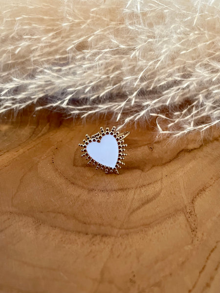 Bague dorée coeur piquant blanc