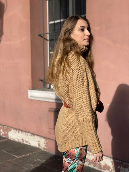 Pull col roulé marron AYA