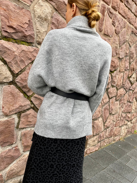 Pull oversize col roulé gris MAX
