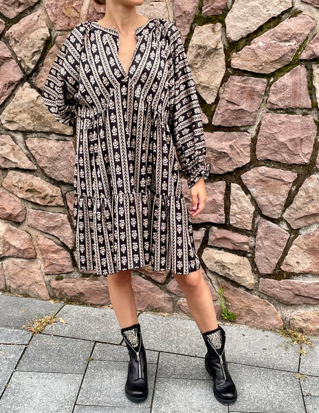 Robe noire MAO