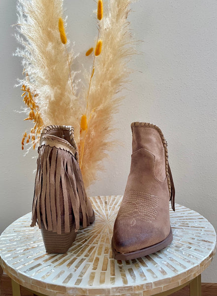 Bottines brunes à franges NAMATA